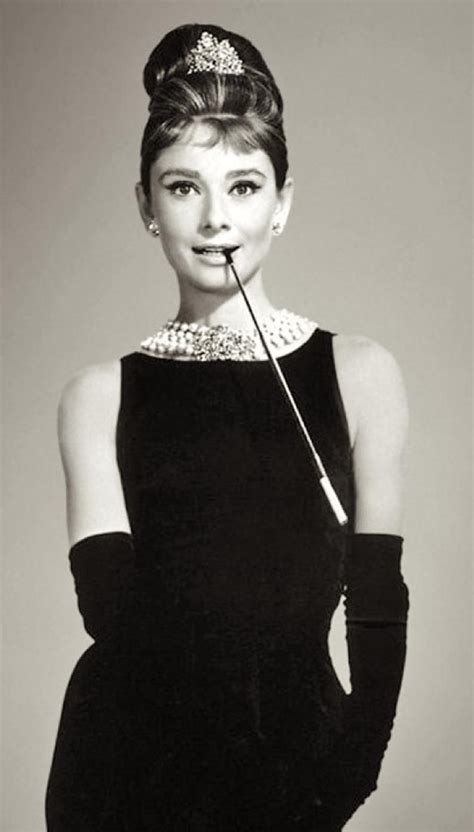 audrey hepburn dress givenchy plagiatr|breakfast at tiffany's wedding dress.